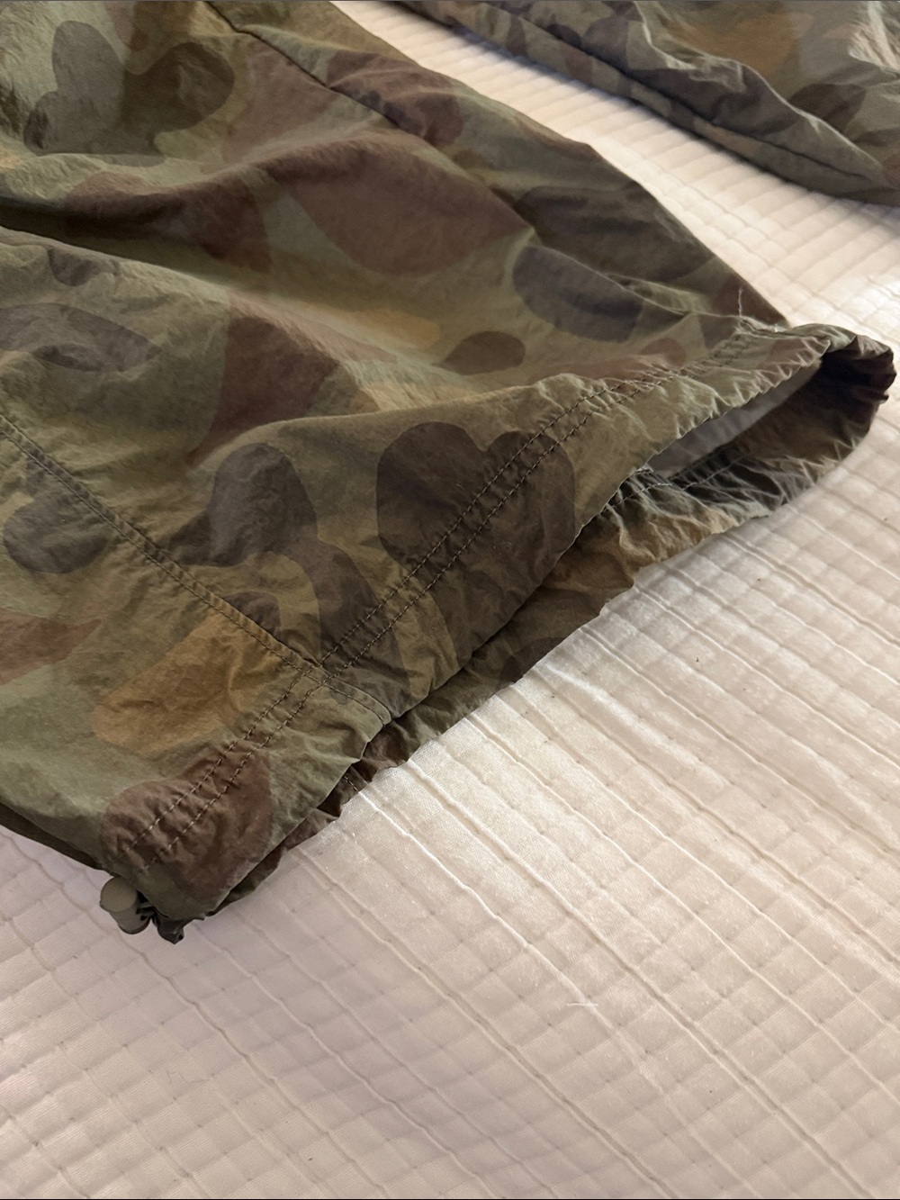 Urban Outfitters Sloan Nylon Camo Ultra Baggy Y2K Inspired Balloon Pant,S - Picture 8 of 15